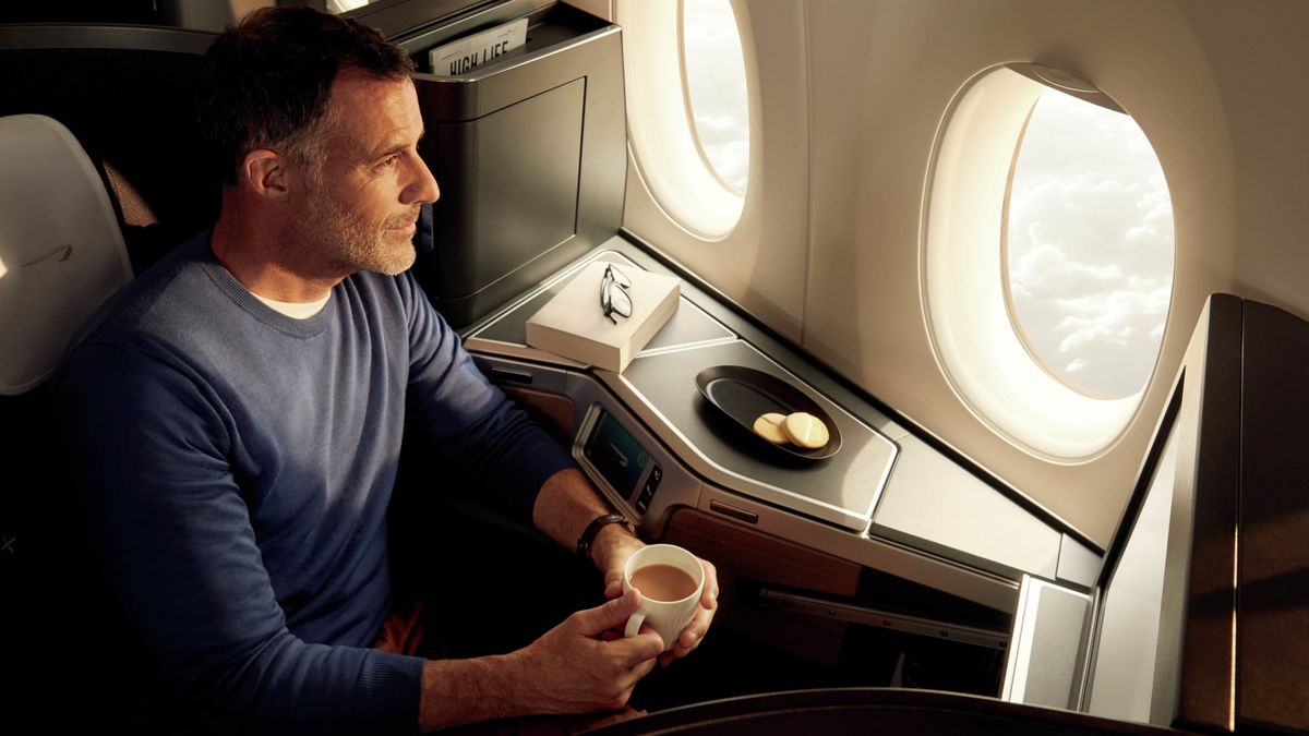 British Airways Club Suites business class (Sydney-Singapore-London)