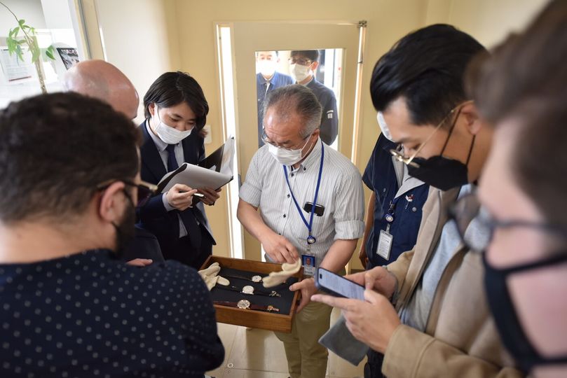 Admiring Grand Seiko’s most impressive creations at the Micro Artist Studio within the Shinshu Watch Studio.